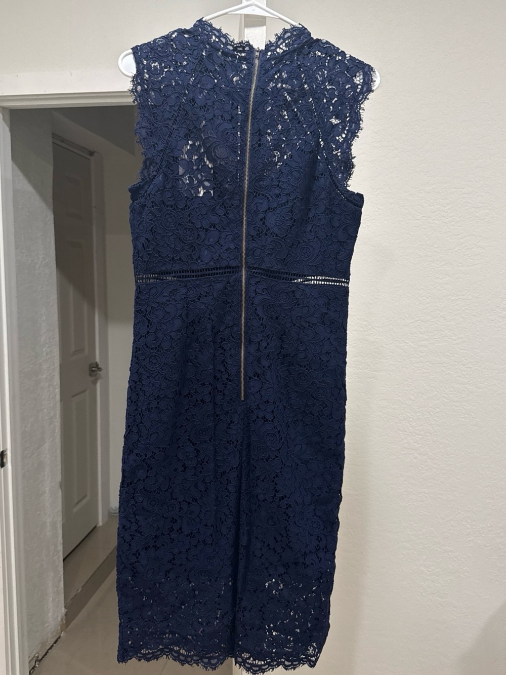 Bardot Navy Blue Lace Midi Dress - Picture 2 of 4
